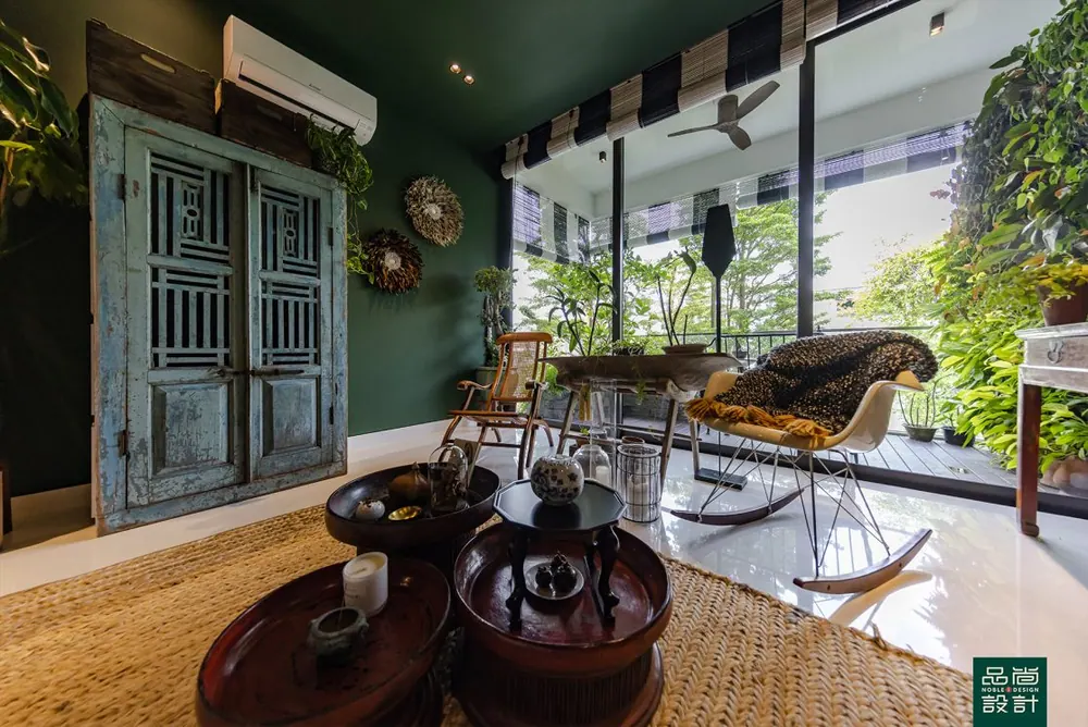 A Style Like No Other 3 Bedroom — interior by Noble Interior Design (4 of 59)