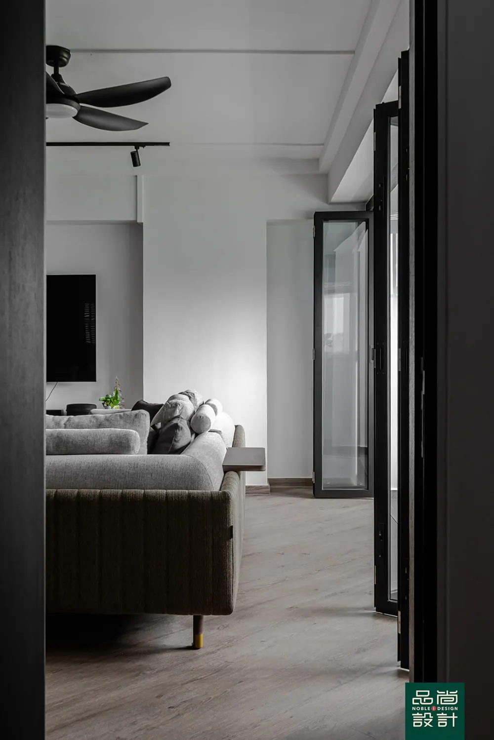 Pasir Ris 5-room — interior by Noble Interior Design (11 of 36)