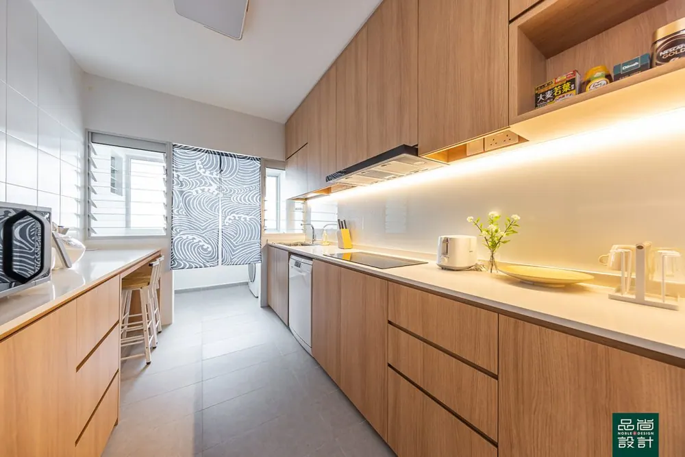 Costa Ris @ Pasir Ris 4-room — interior by Noble Interior Design (14 of 27)