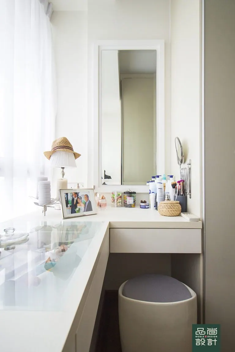 Pavilion 11 3 Bedroom — interior by Noble Interior Design (21 of 25)