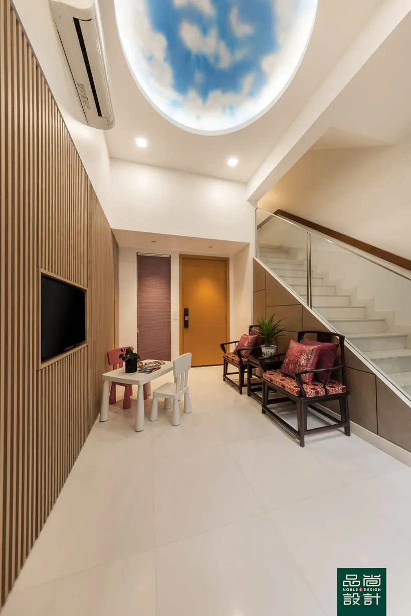 Hillcrest Villa — interior by Noble Interior Design (8 of 42)