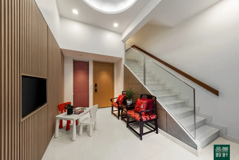 Hillcrest Villa — interior by Noble Interior Design (5 of 42)
