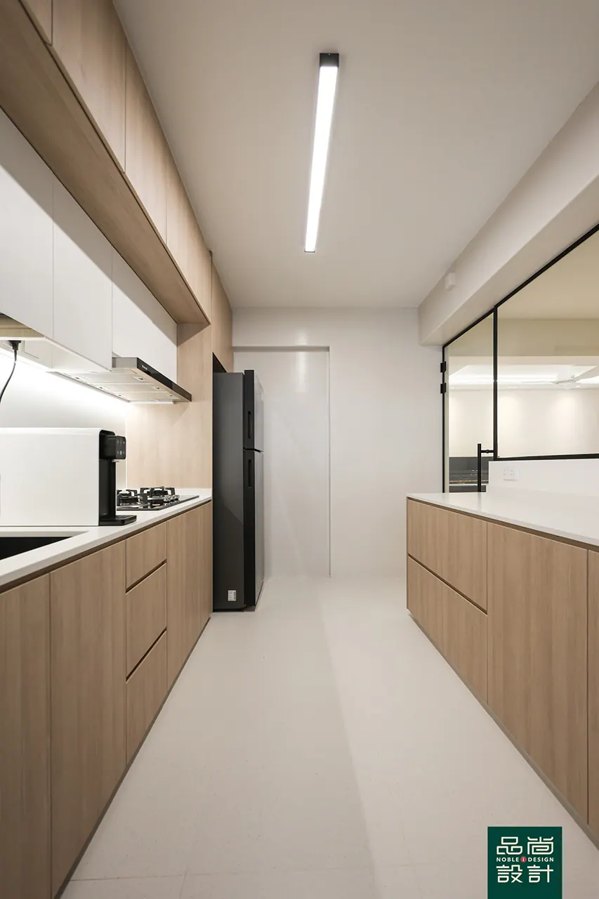 Admiralty Grove 4-room — interior by Noble Interior Design (12 of 21)
