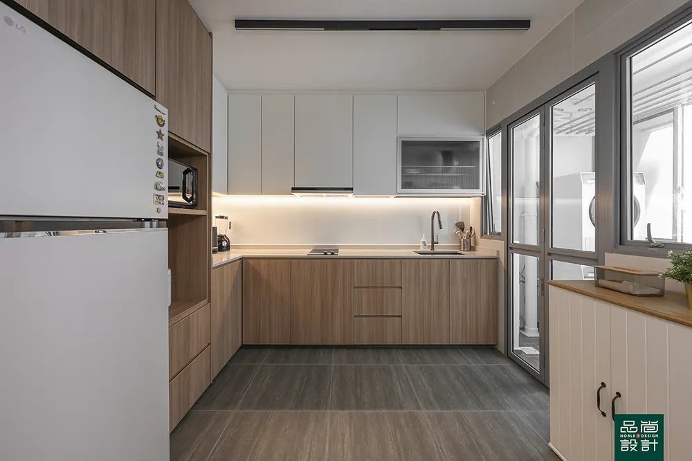 Alkaff Breeze 4-room — interior by Noble Interior Design (17 of 30)