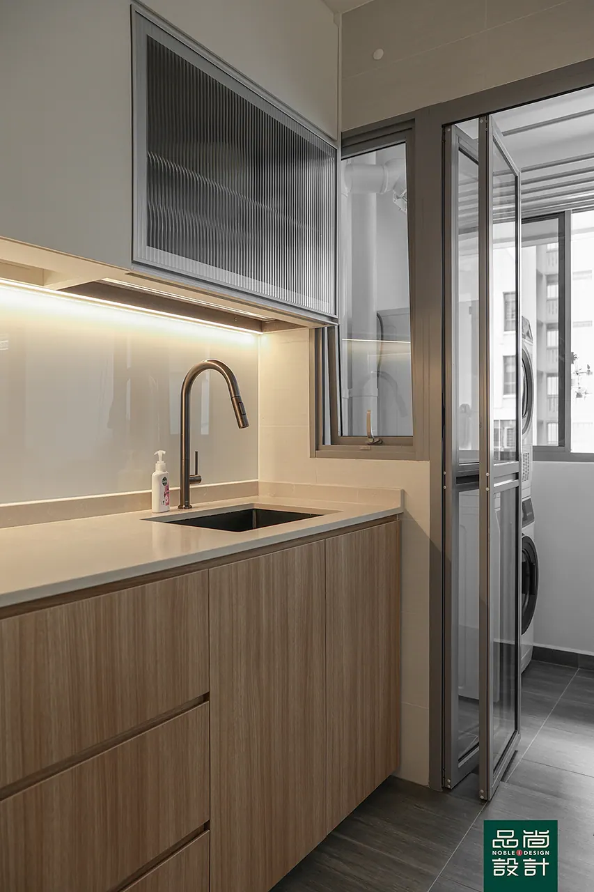 Alkaff Breeze 4-room — interior by Noble Interior Design (15 of 30)