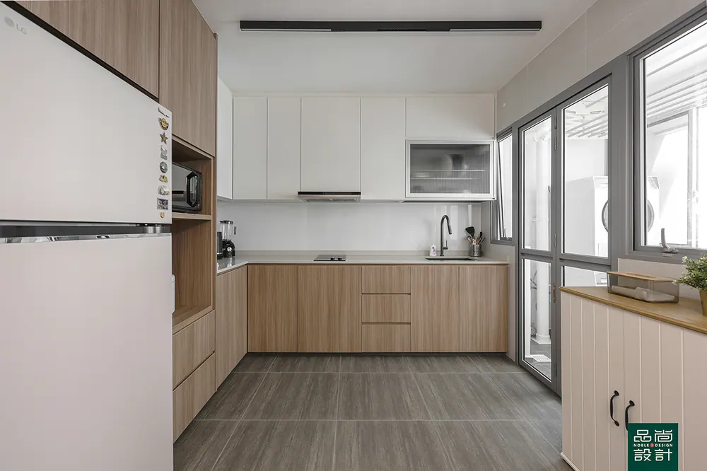 Alkaff Breeze 4-room — interior by Noble Interior Design (18 of 30)