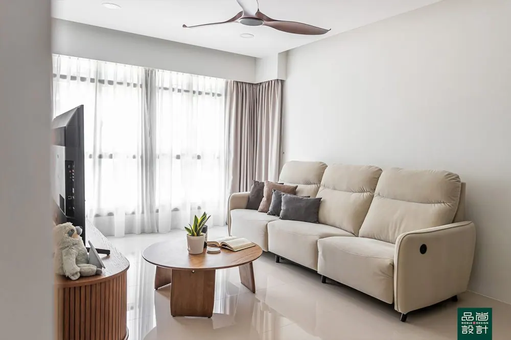 Alkaff Courtview 4-room — interior by Noble Interior Design (2 of 25)