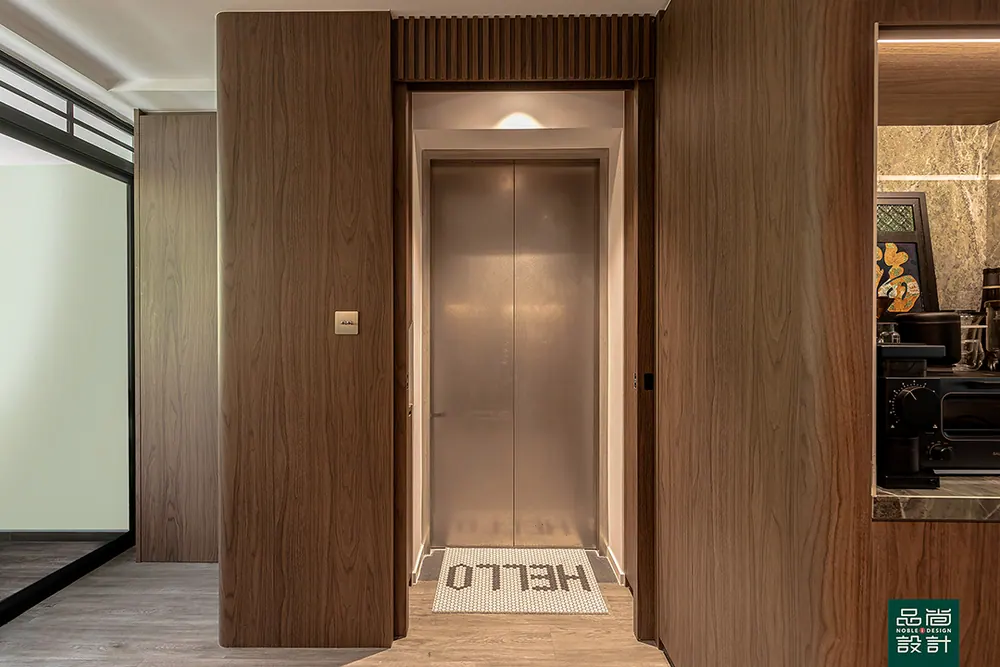 Avenue South Residence 3 Bedroom — interior by Noble Interior Design (2 of 32)