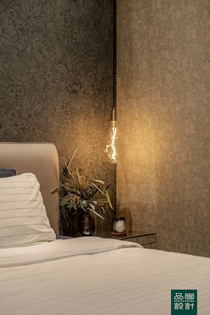 Avenue South Residence 3 Bedroom — interior by Noble Interior Design (26 of 32)