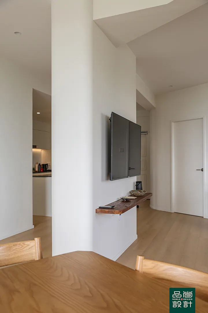 Bayshore Park 3 Bedroom — interior by Noble Interior Design (4 of 39)