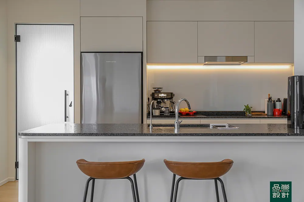Bayshore Park 3 Bedroom — interior by Noble Interior Design (24 of 39)