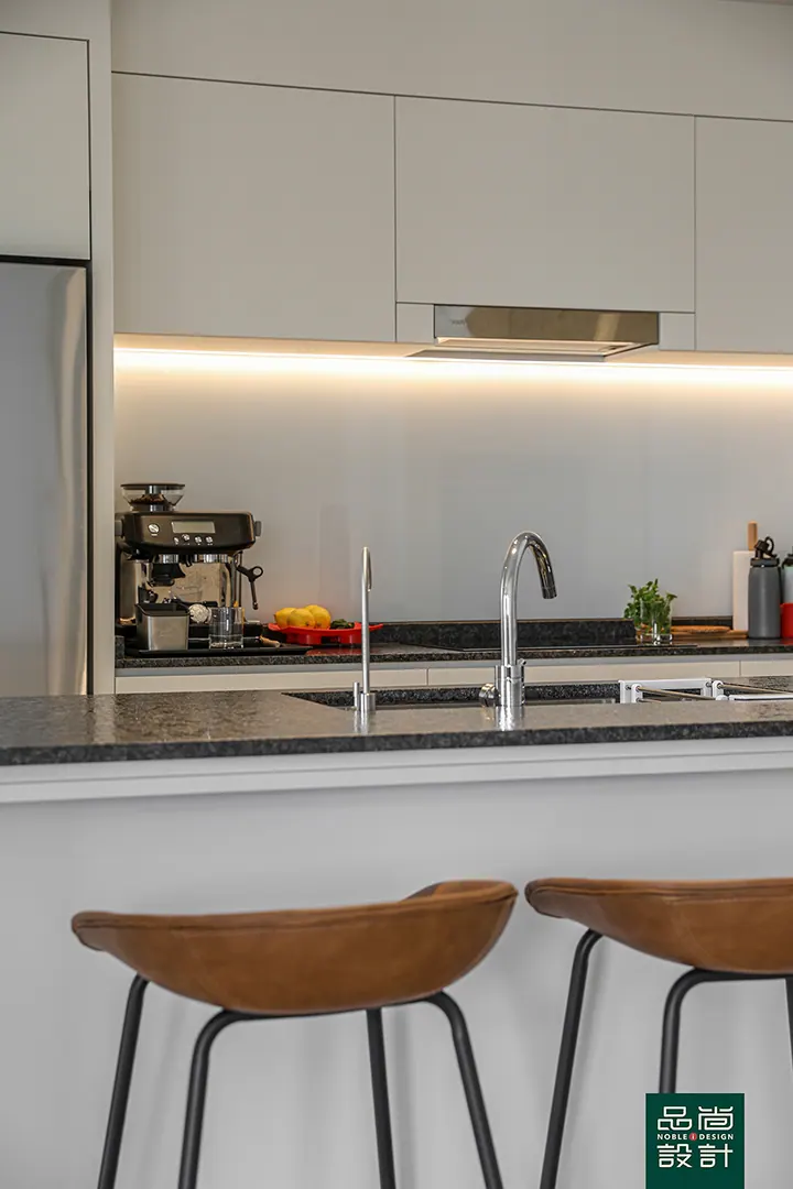 Bayshore Park 3 Bedroom — interior by Noble Interior Design (28 of 39)