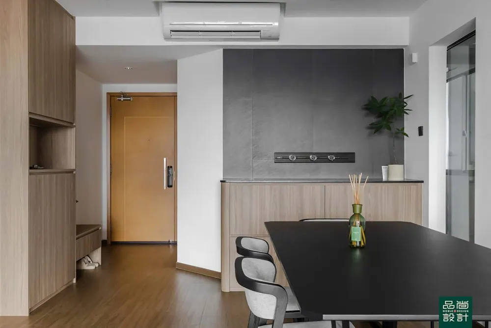 Bishan Point 3 Bedroom — interior by Noble Interior Design (5 of 35)