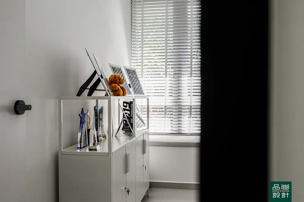 Breeze at The East 3 Bedroom — interior by Noble Interior Design (20 of 34)