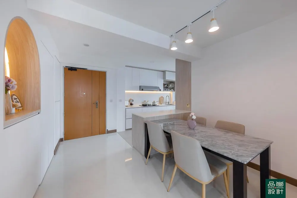 Compassvale Helm @ Sengkang 4-room — interior by Noble Interior Design (11 of 22)