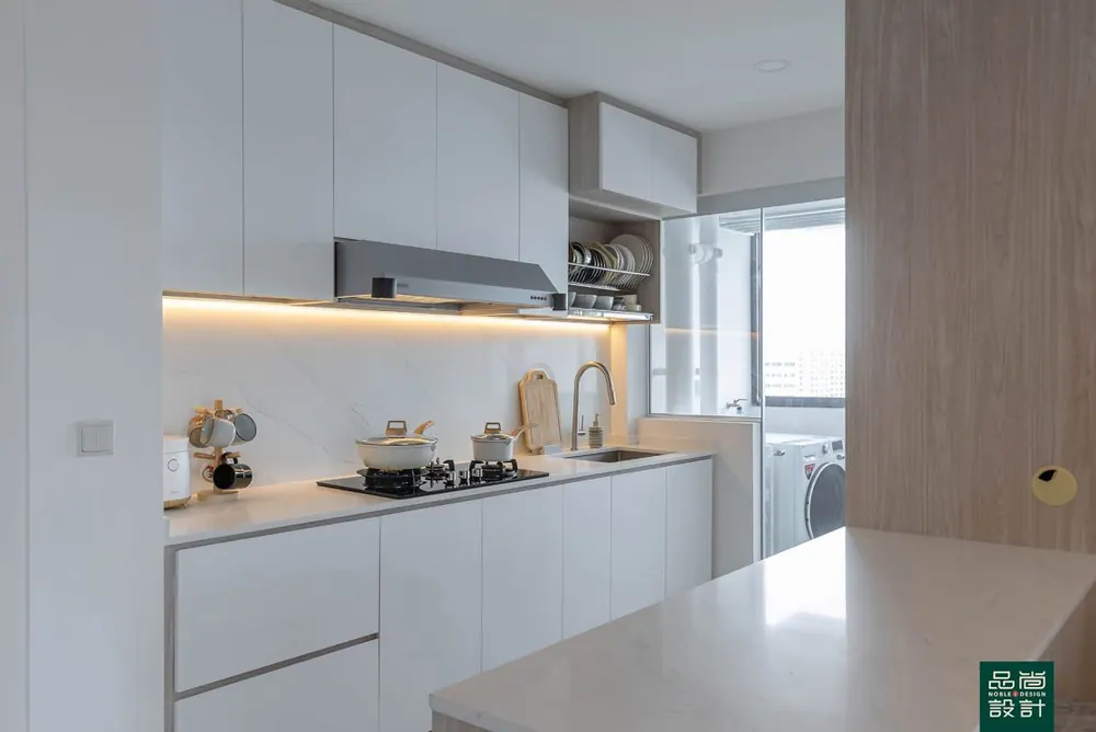 Compassvale Helm @ Sengkang 4-room — interior by Noble Interior Design (13 of 22)