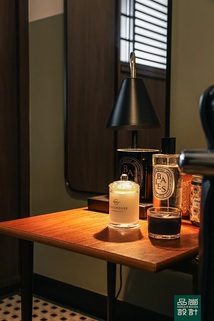 Crawford Court 3-room — interior by Noble Interior Design (6 of 36)