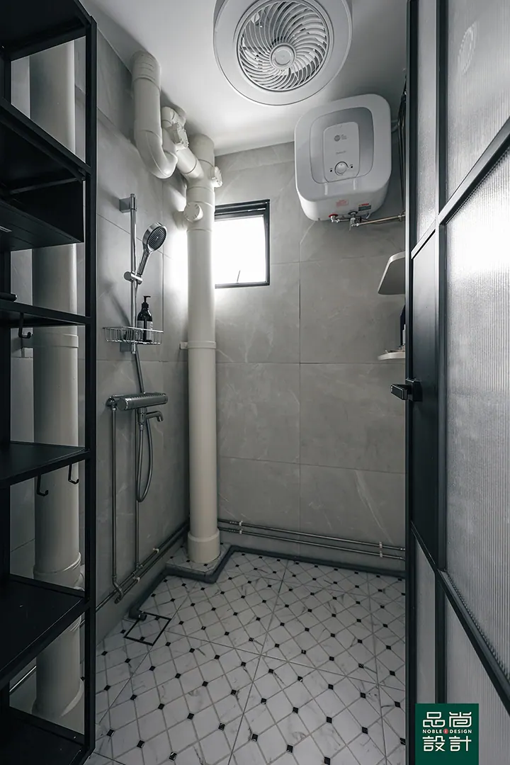 Crawford Court 3-room — interior by Noble Interior Design (30 of 36)
