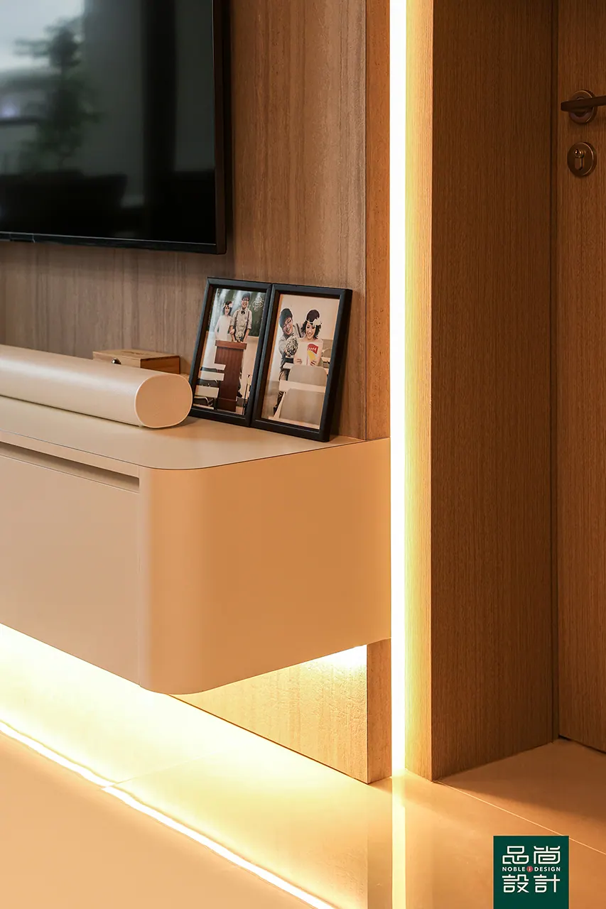 Dairy Farm Residences 2 Bedroom — interior by Noble Interior Design (7 of 25)