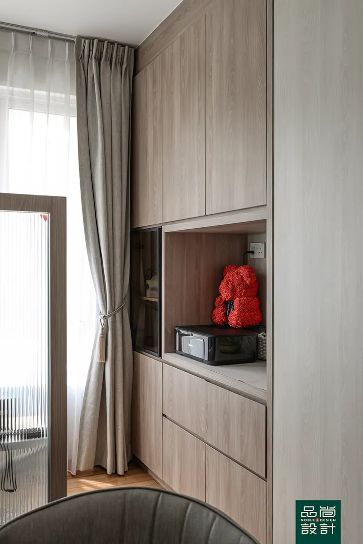 Edelweiss Park 3 Bedroom — interior by Noble Interior Design (17 of 25)