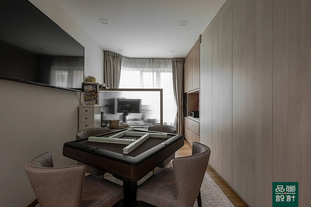 Edelweiss Park 3 Bedroom — interior by Noble Interior Design (20 of 25)