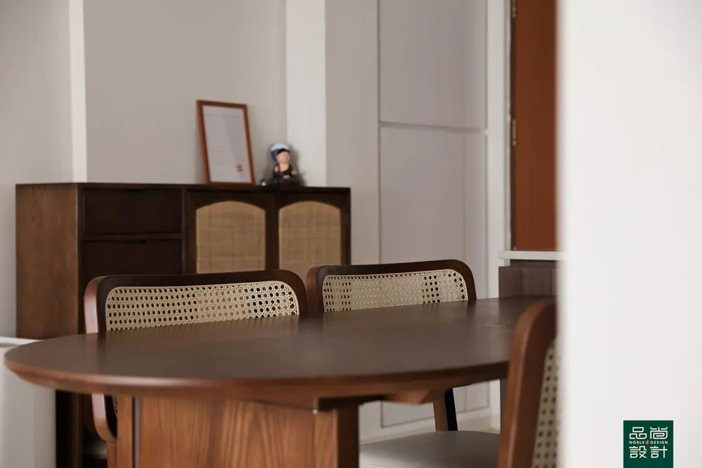 Fajar Hills 4-room — interior by Noble Interior Design (6 of 23)