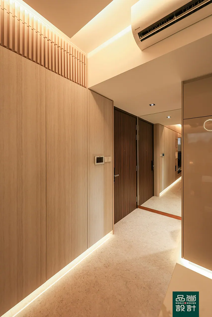 Fourth Avenue Residences 3 Bedroom — interior by Noble Interior Design (4 of 36)