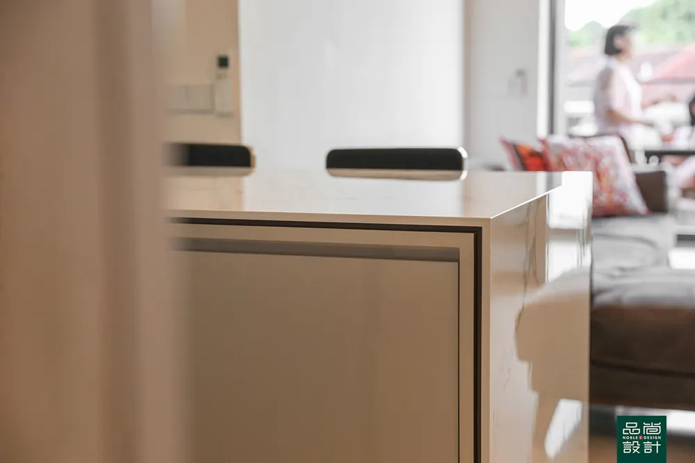 Fourth Avenue Residences 3 Bedroom — interior by Noble Interior Design (12 of 36)