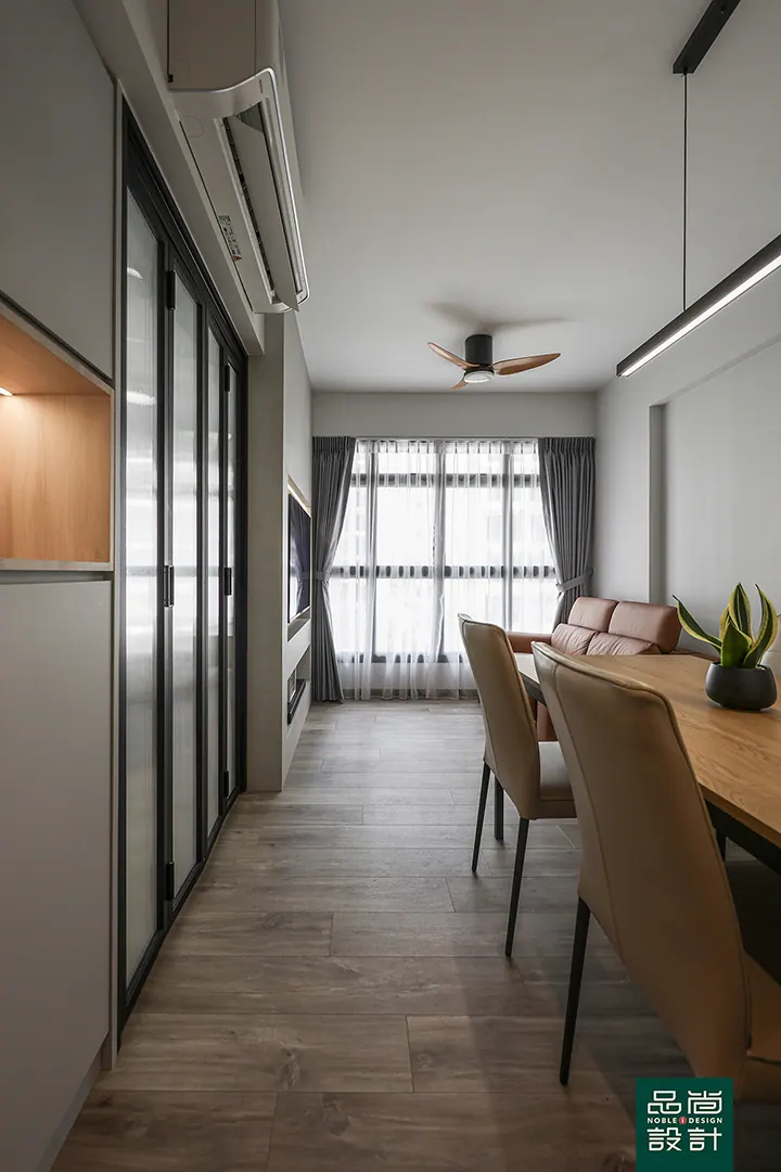 Garden Vale @ Tengah 2-room — interior by Noble Interior Design (3 of 29)