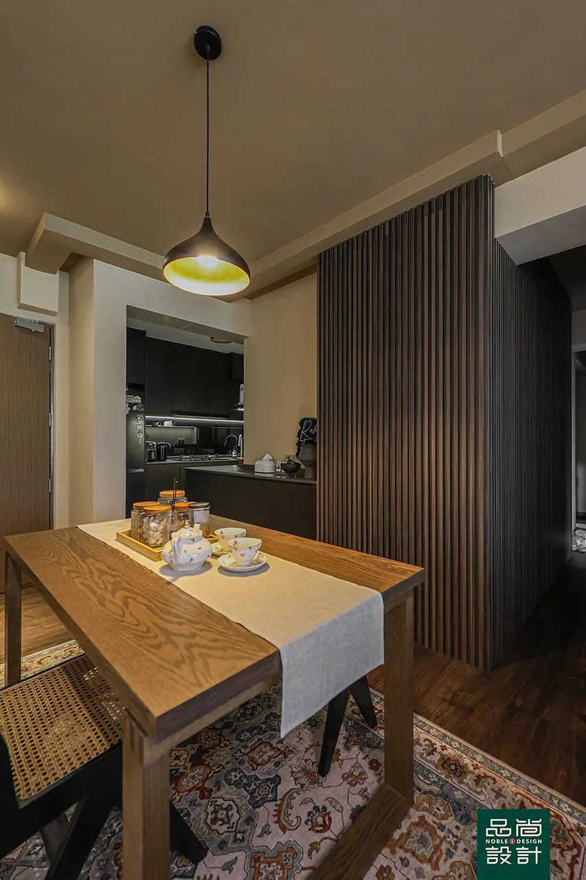 Tengah Garden Vines 4-room — interior by Noble Interior Design (15 of 28)