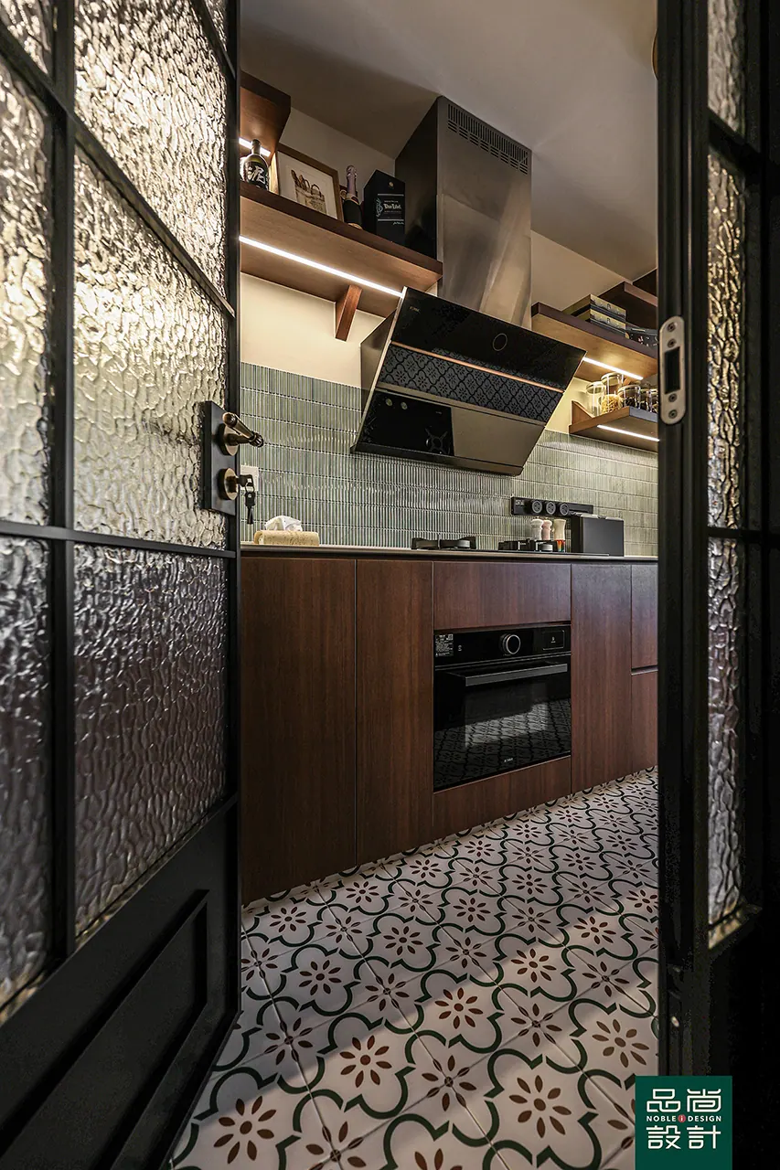 Kempas Residences 4-room — interior by Noble Interior Design (17 of 31)