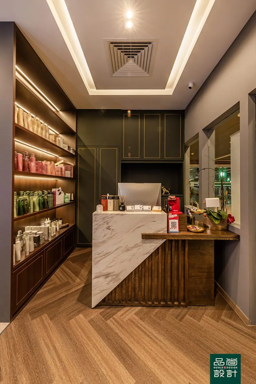 Kiu Hair Gallery — interior by Noble Interior Design (13 of 24)