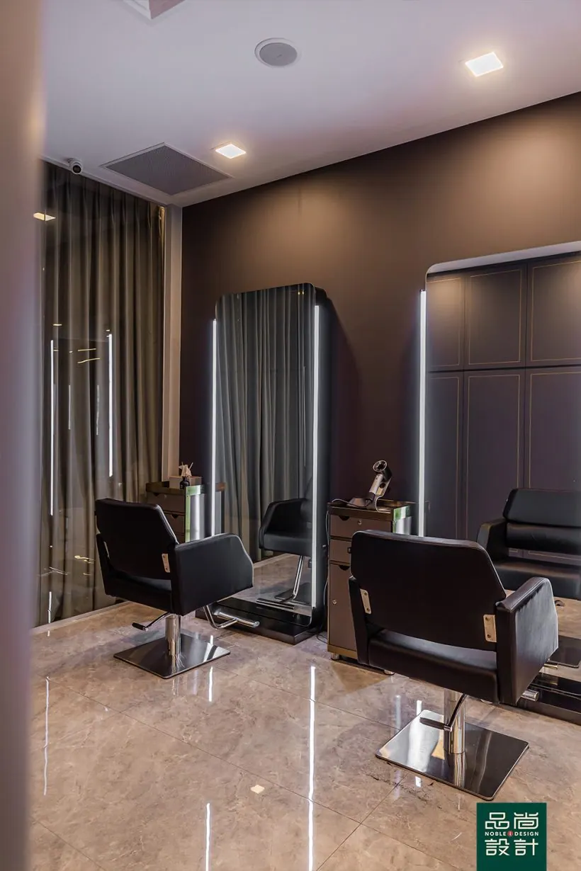 Kiu Hair Gallery — interior by Noble Interior Design (14 of 24)