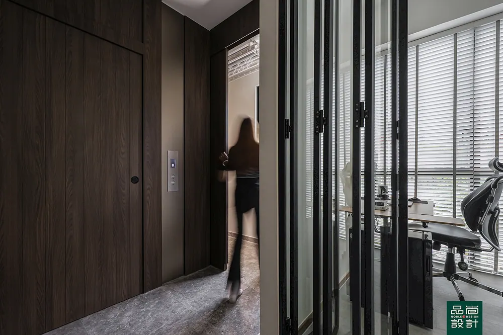 Mooi Residences 3 Bedroom — interior by Noble Interior Design (2 of 19)