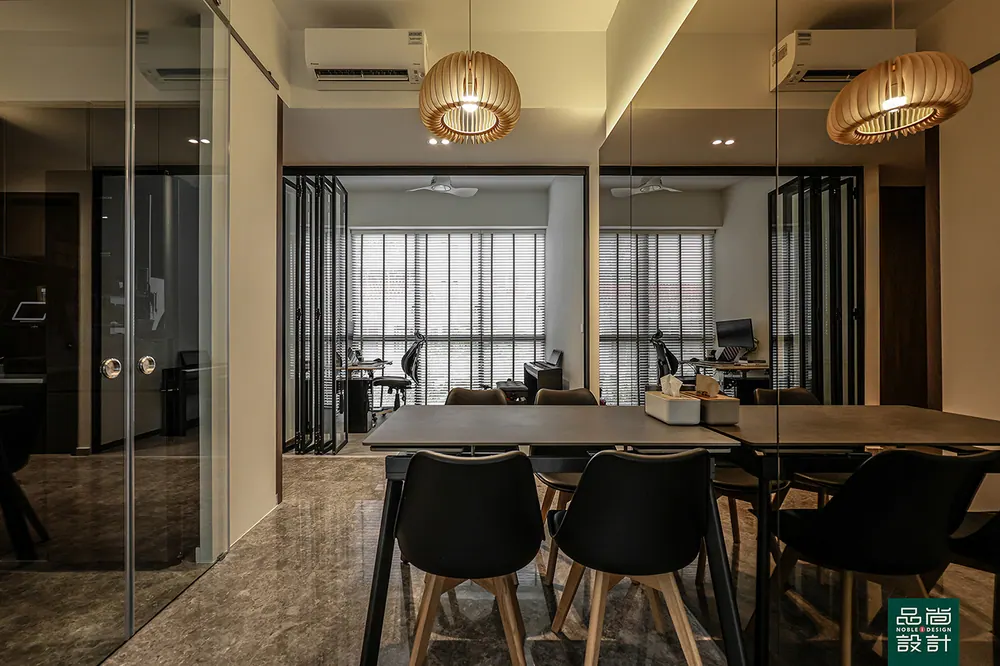 Mooi Residences 3 Bedroom — interior by Noble Interior Design (13 of 19)