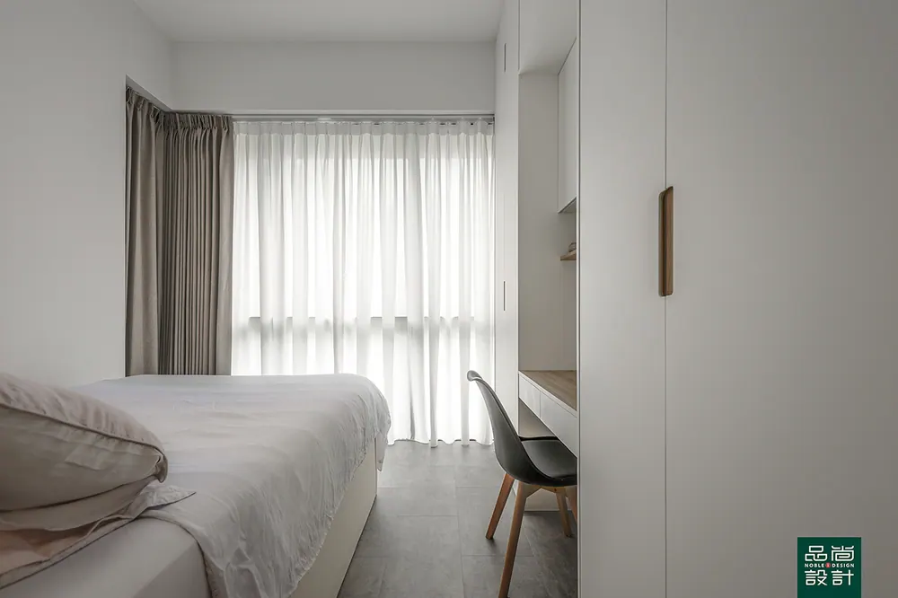Mooi Residences 3 Bedroom — interior by Noble Interior Design (15 of 19)