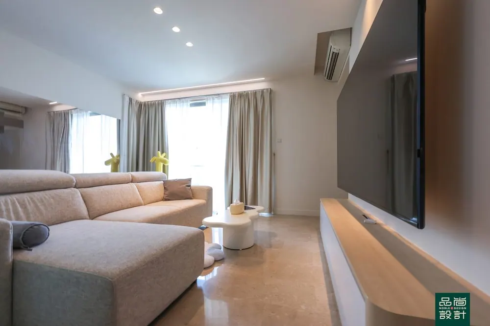 One Amber 3 Bedroom — interior by Noble Interior Design (3 of 27)