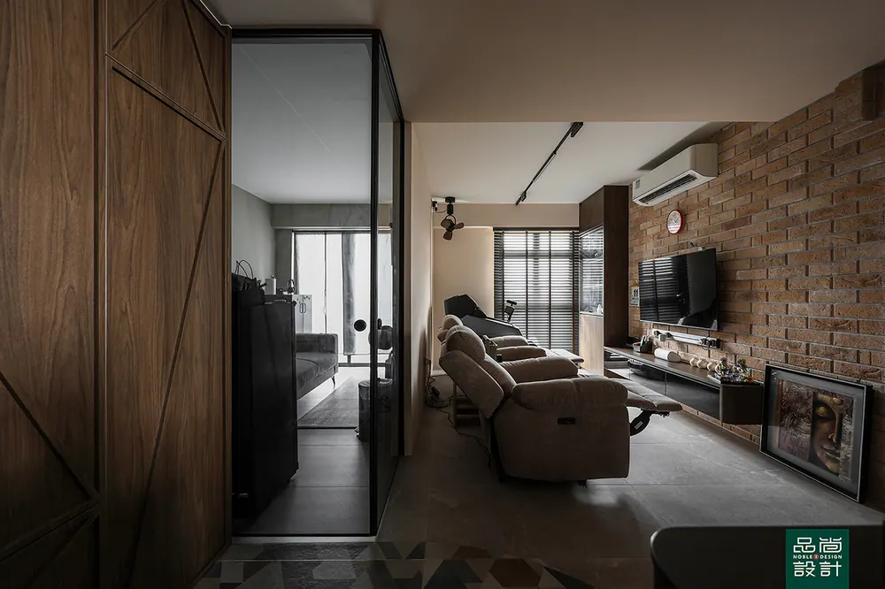 Point Crown 4-room — interior by Noble Interior Design (5 of 40)