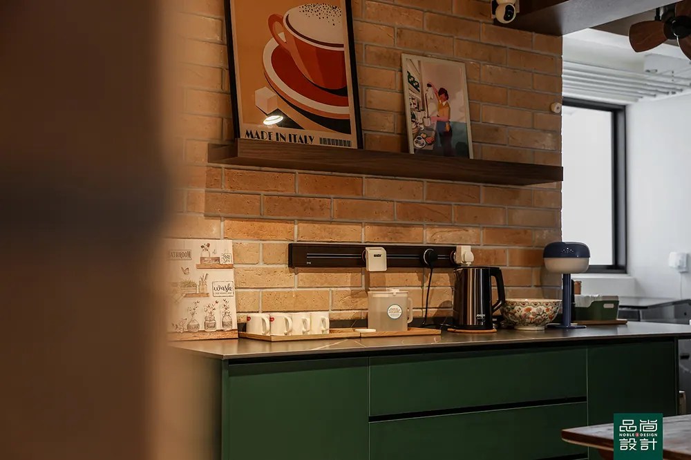 Point Crown 4-room — interior by Noble Interior Design (11 of 40)