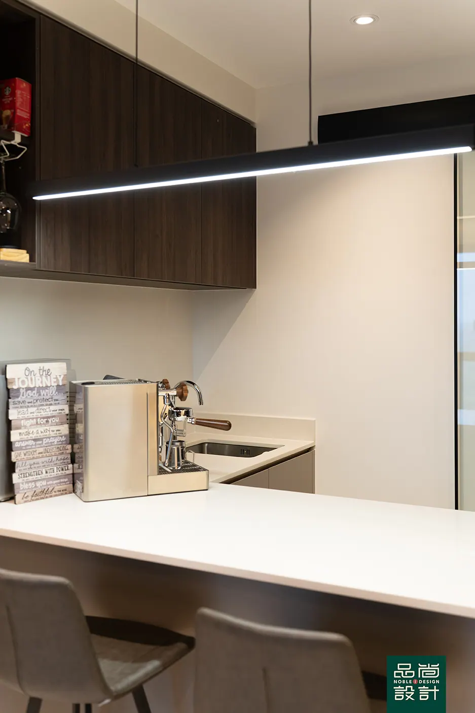 Riverfront Residences 4 Bedroom — interior by Noble Interior Design (14 of 19)