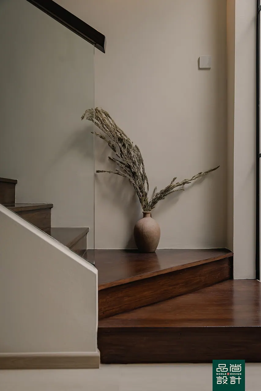 2-Storey Conservation House — interior by Noble Interior Design (11 of 23)