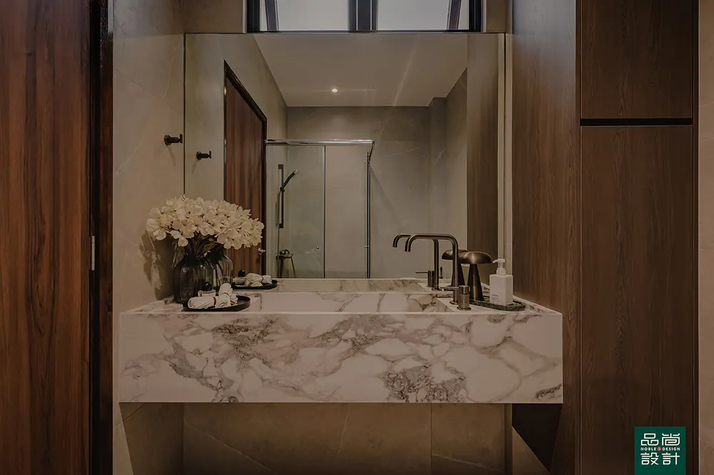2-Storey Conservation House — interior by Noble Interior Design (20 of 23)