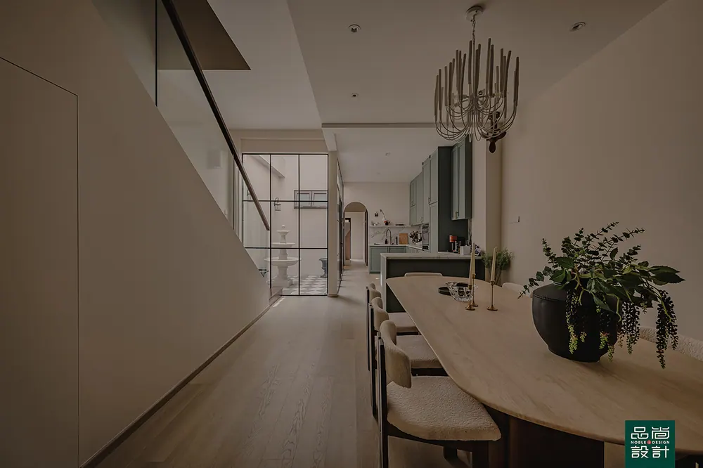 2-Storey Conservation House — interior by Noble Interior Design (8 of 23)