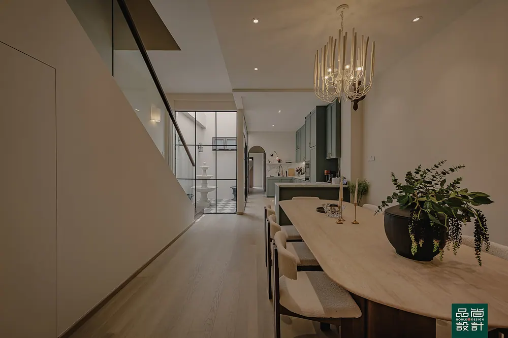 2-Storey Conservation House — interior by Noble Interior Design (9 of 23)
