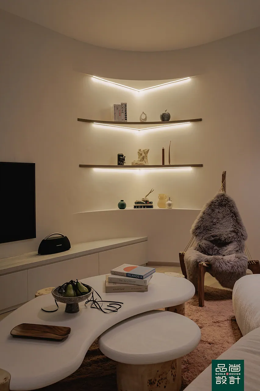 2-Storey Conservation House — interior by Noble Interior Design (6 of 23)