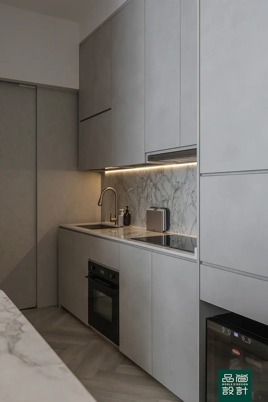Silversea 3 Bedroom — interior by Noble Interior Design (25 of 34)