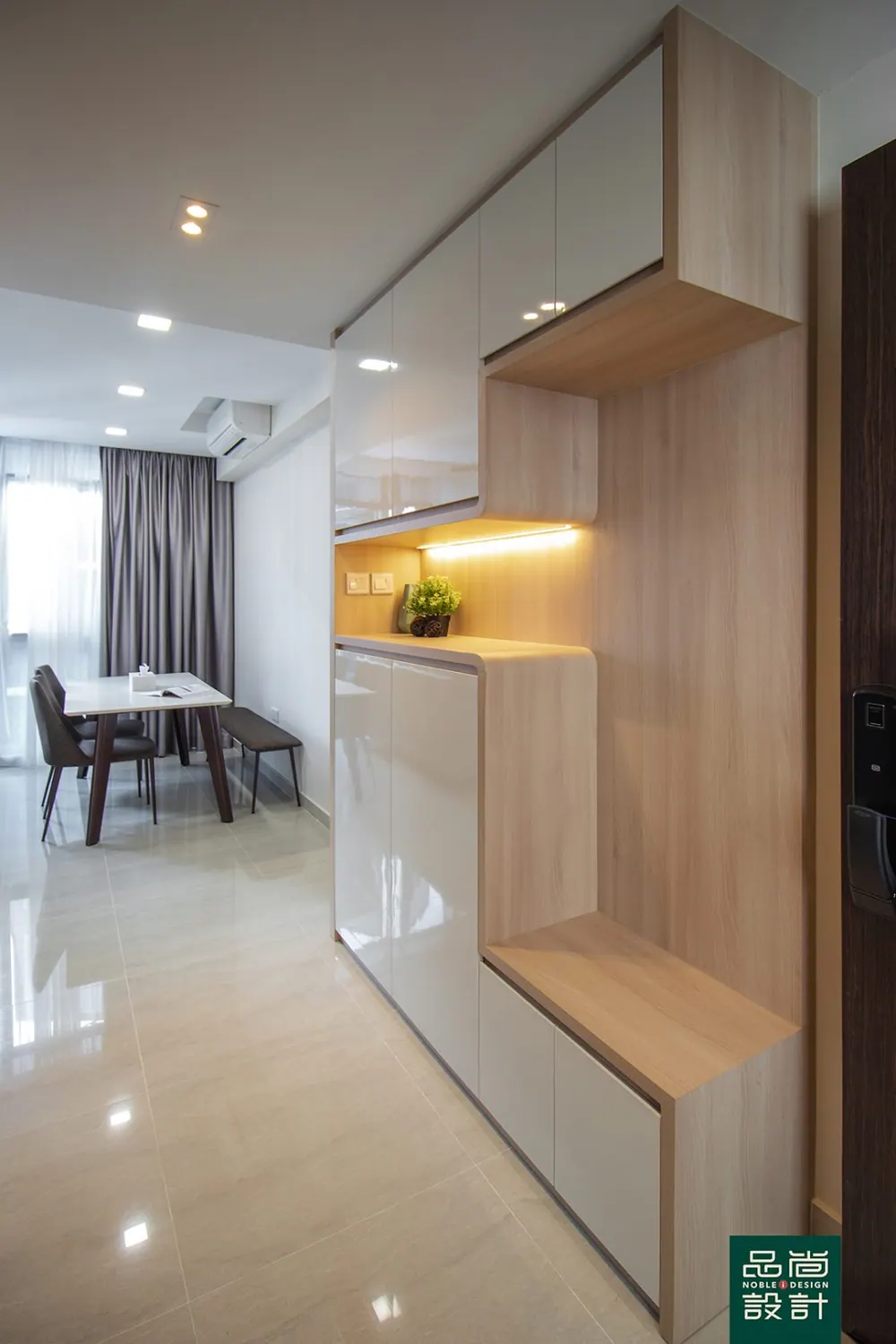 Symphony Suites 3 Bedroom — interior by Noble Interior Design (7 of 11)