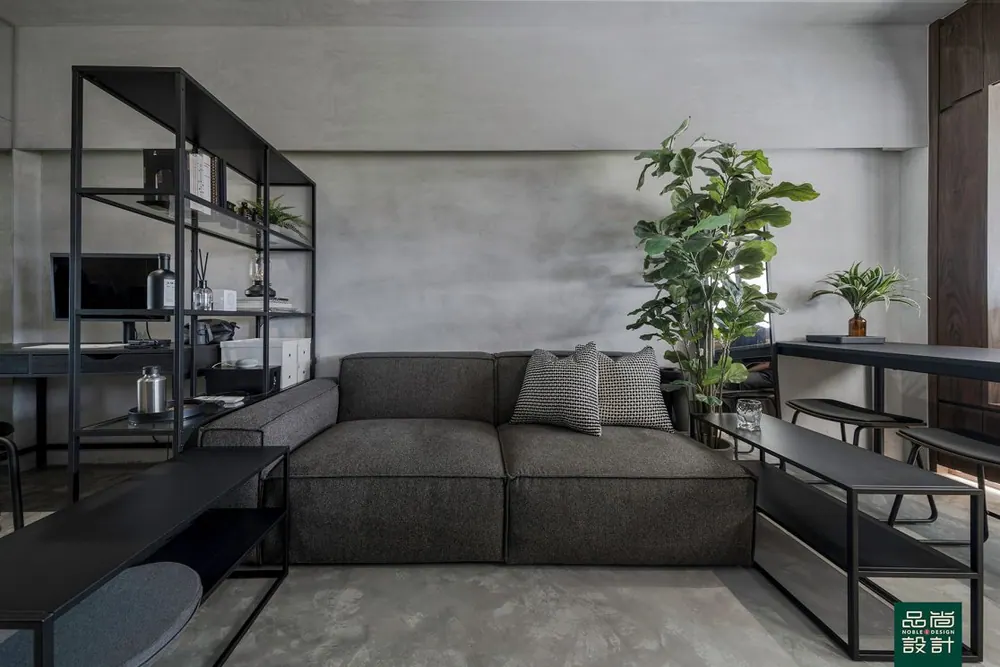 Modern Industrial Themed Bachelor Pad — interior by Noble Interior Design (4 of 31)