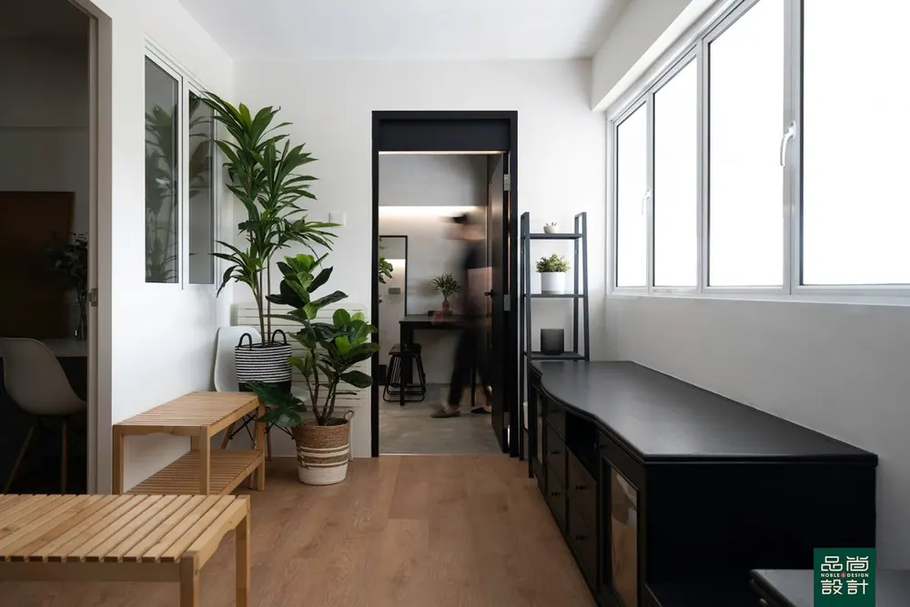 Modern Industrial Themed Bachelor Pad — interior by Noble Interior Design (31 of 31)