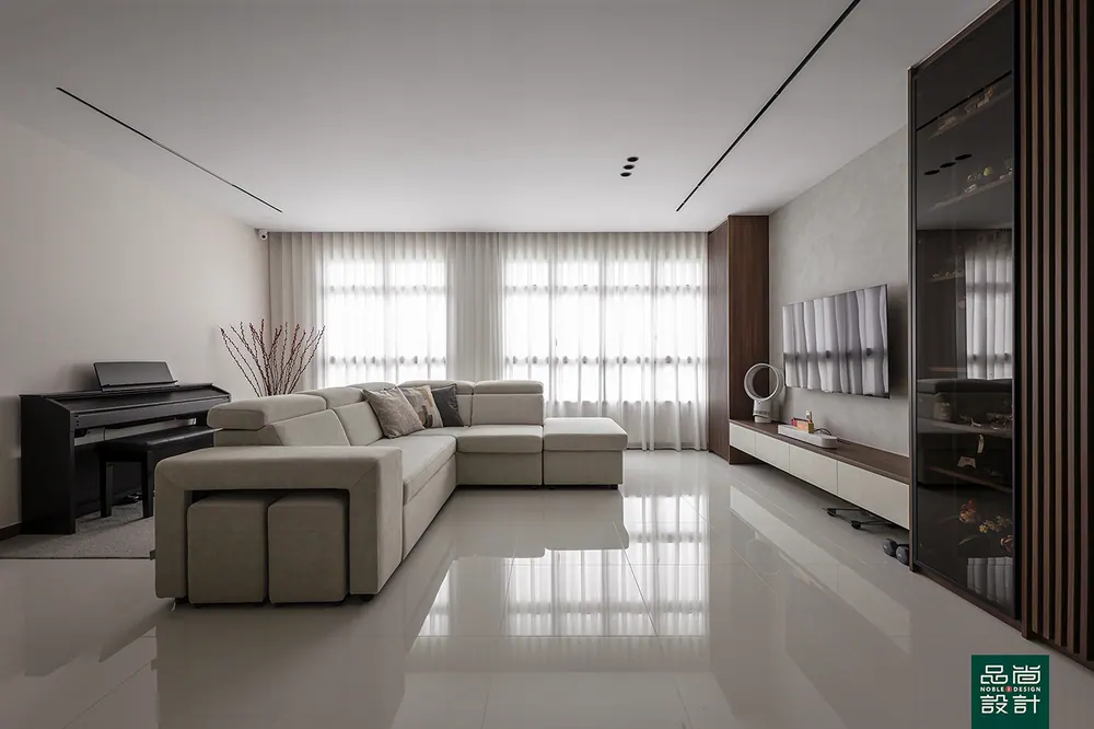 Tampines GreenGlade 5-room — interior by Noble Interior Design (2 of 34)
